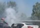 Un BMW a luat foc în mers, pe A1, din cauza unui scurtcircuit electric