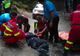 Update! A căzut cu ATV-ul într-o zonă montană! A fost coborât de salvatori, pe targă