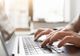INS: 88,6% DINTRE GOSPODĂRIILE DIN ROMÂNIA AU ACCES LA REŢEAUA DE INTERNET DE ACASĂ