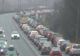 Prahova. Valori ridicate de trafic pe DN 1 Ploieşti - Braşov, pe sensul spre Capitală. Se circulă în coloană între Azuga şi Buşteni şi pe raza localităţii Comarnic