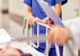 O fetiţă de doi ani a murit la câteva ore de la internare. Medicii au descoperit urme de lovituri pe corpul copilei